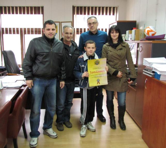 Teslić: Mladi atletičar Aleksandar Kahvić ostvario značajne rezultate (FOTO)