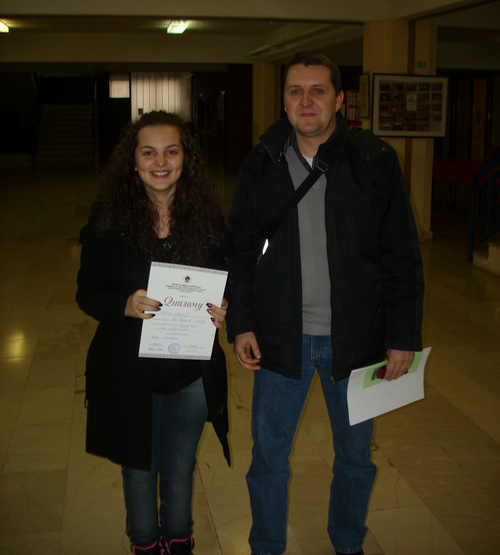 Osvojili treće mjesto, učenica Ivona Miljić i nastavnik-mentor Dejan Pozderović