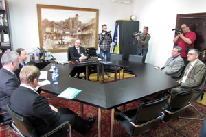 Miličević se sastao sa ambasadorom SAD-a u BiH