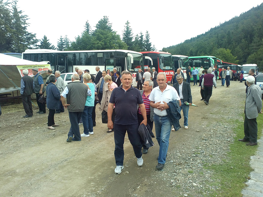 Organizovane grupe na Borju.